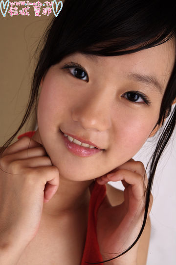 Kana Yuuki 結城夏那