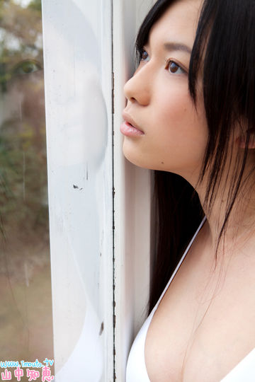 Tomoe Yamanaka 山中知惠