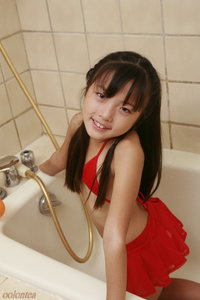 Yui Komatsu (小松唯)