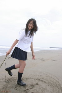 朝霞綾(Asaka Aya)