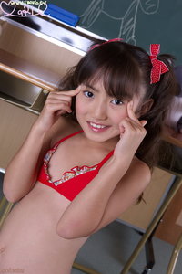 Maria Mizushima (真理亞 水嶋)