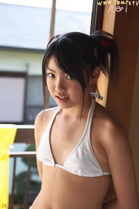 Rei Yamazaki (山崎睿)