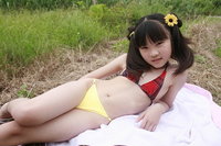 Riina Miura (三浦璃那)