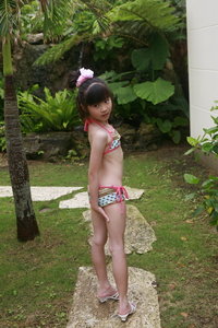 Riina Miura (三浦璃那)