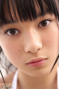 Tomoe Yamanaka (山中知恵)