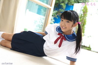 Momo Shiina (椎名もも)