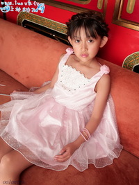 Mayumi Uesugi (上杉まゆみ)