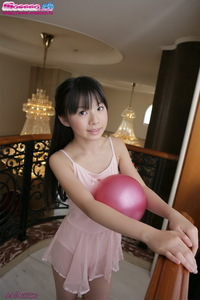 Ran Hazuki (葉月らん)