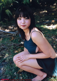 Ai Shinozaki (篠崎愛)